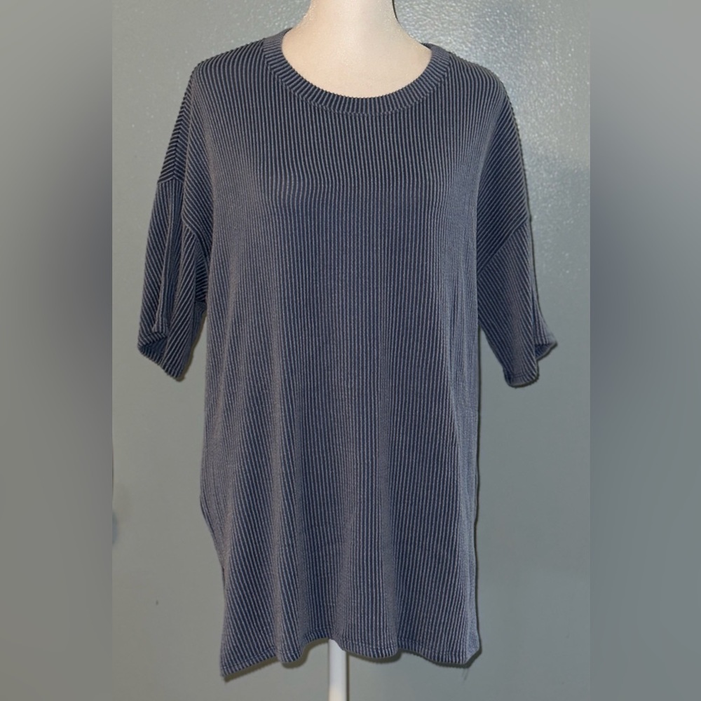 Tres Bien NWOT S Top